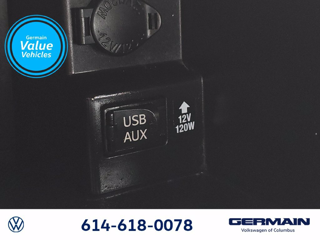 Used 2012 Toyota Camry SE FWD image 28
