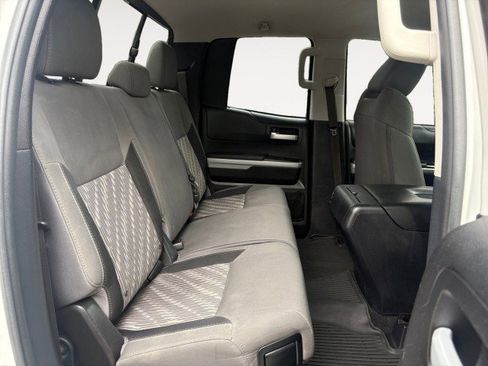 Used 2018 Toyota Tundra SR5 w/ SR5 Upgrade Package image 8