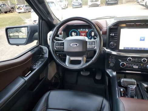 Used 2022 Ford F150 Lariat w/ Max Trailer Tow Package image 13