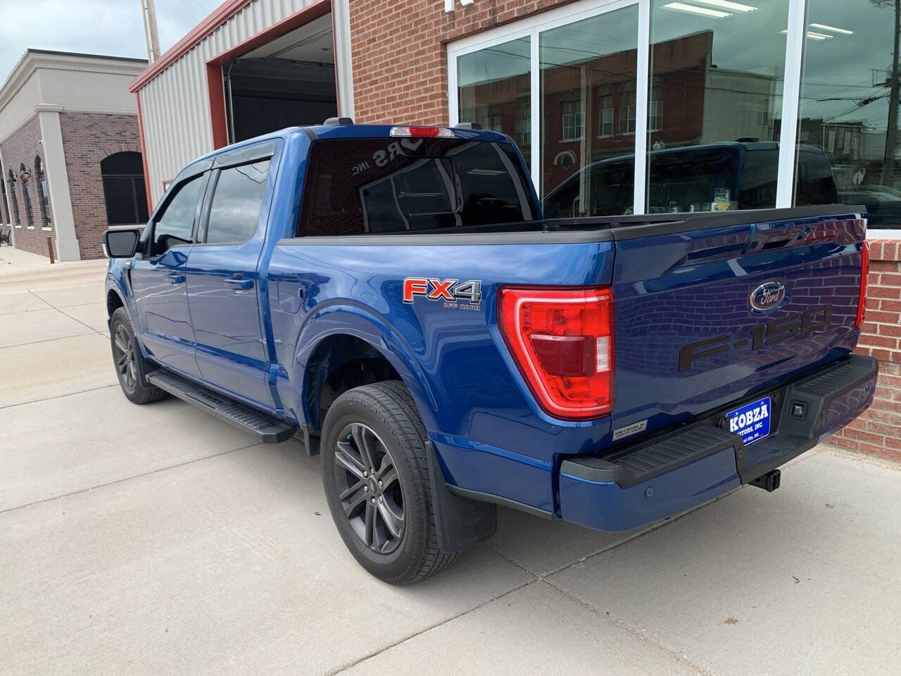 Used 2022 Ford F150 XLT w/ Equipment Group 302A High AWD/4WD image 8