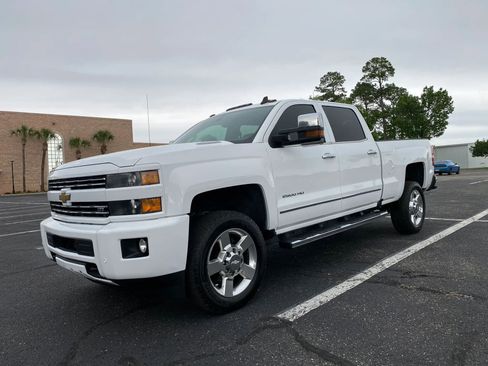 Used 2016 Chevrolet Silverado 2500 LTZ w/ Duramax Plus Package AWD/4WD image 2