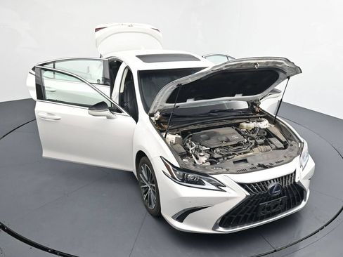 Used 2022 Lexus ES 300h w/ Premium Package FWD image 25