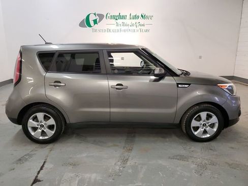 Used 2019 Kia Soul Base image 7