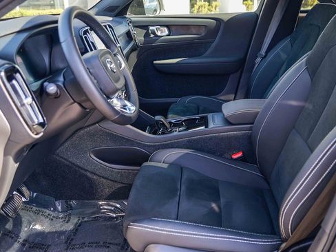 Used 2023 Volvo C40 P8 Recharge Plus image 21