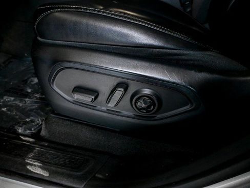 Used 2021 Jeep Grand Cherokee L Limited image 17