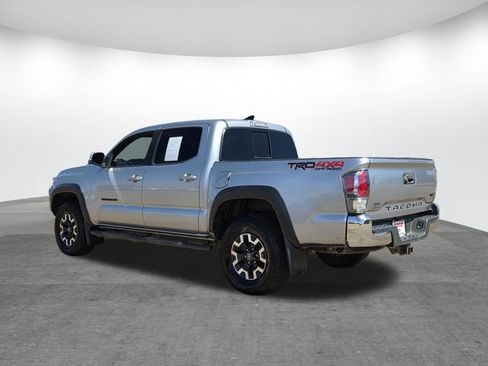 Used 2022 Toyota Tacoma TRD Off-Road AWD/4WD image 6