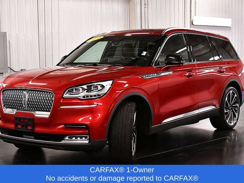 Used 2020 Lincoln Aviator Reserve w/ Equipment Group 202A AWD/4WD image 3