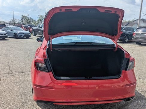 Used 2023 Honda Civic Sport image 11