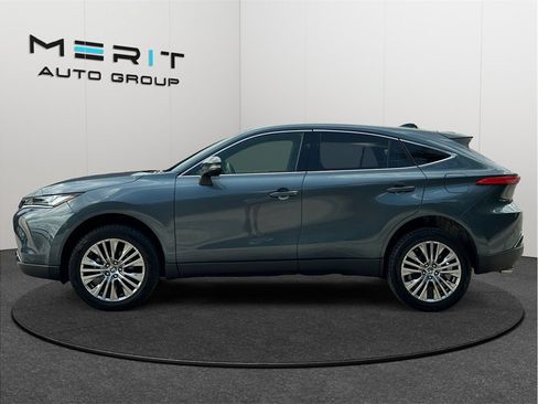 Used 2022 Toyota Venza Limited w/ Advanced Technology Package AWD/4WD image 5