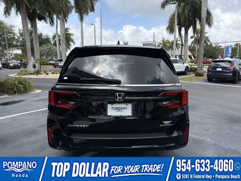 Used 2025 Honda Odyssey Sport-L image 8