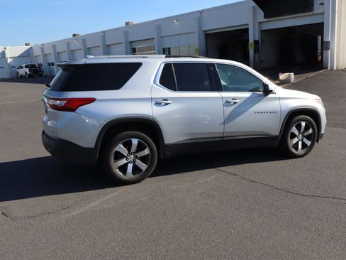 Used 2018 Chevrolet Traverse LT AWD/4WD image 22