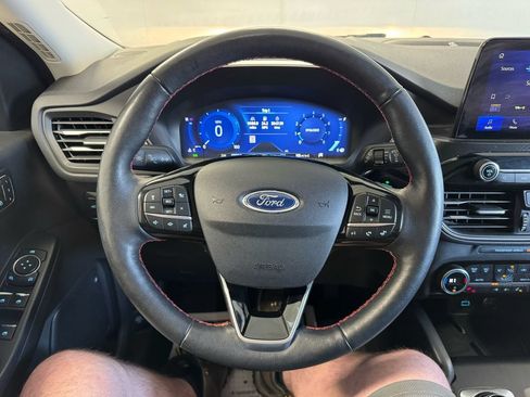 Used 2021 Ford Escape SEL w/ SEL Stealth AWD Package image 34