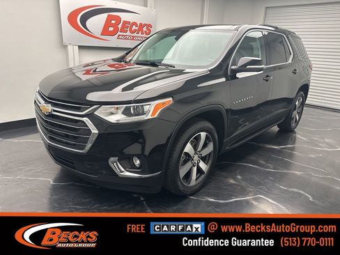Used 2021 Chevrolet Traverse LT w/ LT Premium Package image 1