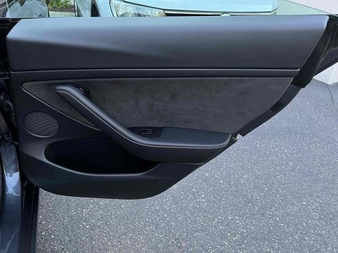 Used 2021 Tesla Model 3 Standard Range Plus image 44