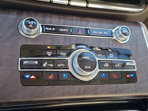 Used 2021 Lincoln Aviator Reserve w/ Equipment Group 202A image 14