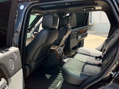 Used 2019 Land Rover Range Rover Long Wheelbase Supercharged AWD/4WD image 20