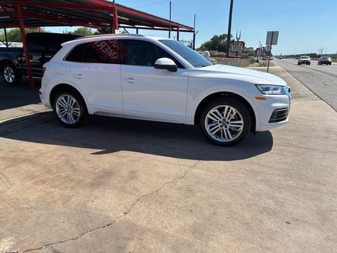Used 2018 Audi Q5 2.0T Premium Plus w/ Premium Plus Package AWD/4WD image 23