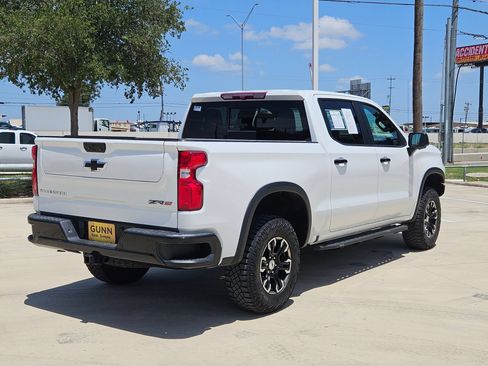 Certified 2022 Chevrolet Silverado 1500 ZR2 AWD/4WD image 3