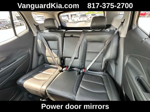 Used 2024 GMC Terrain SLT image 23