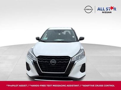 Certified 2025 Nissan Kicks Play S