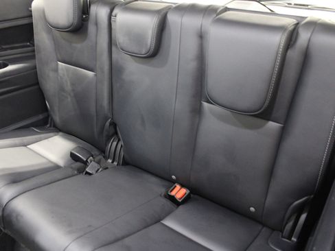 Used 2022 Subaru Ascent Limited w/ Technology Package AWD/4WD image 19