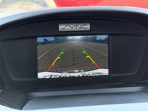 Used 2017 Ford Escape SE image 18