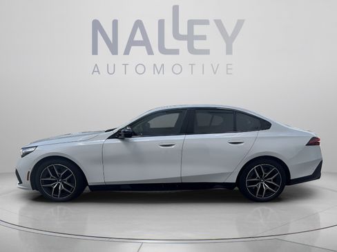Used 2024 BMW i5 M60 AWD/4WD image 2