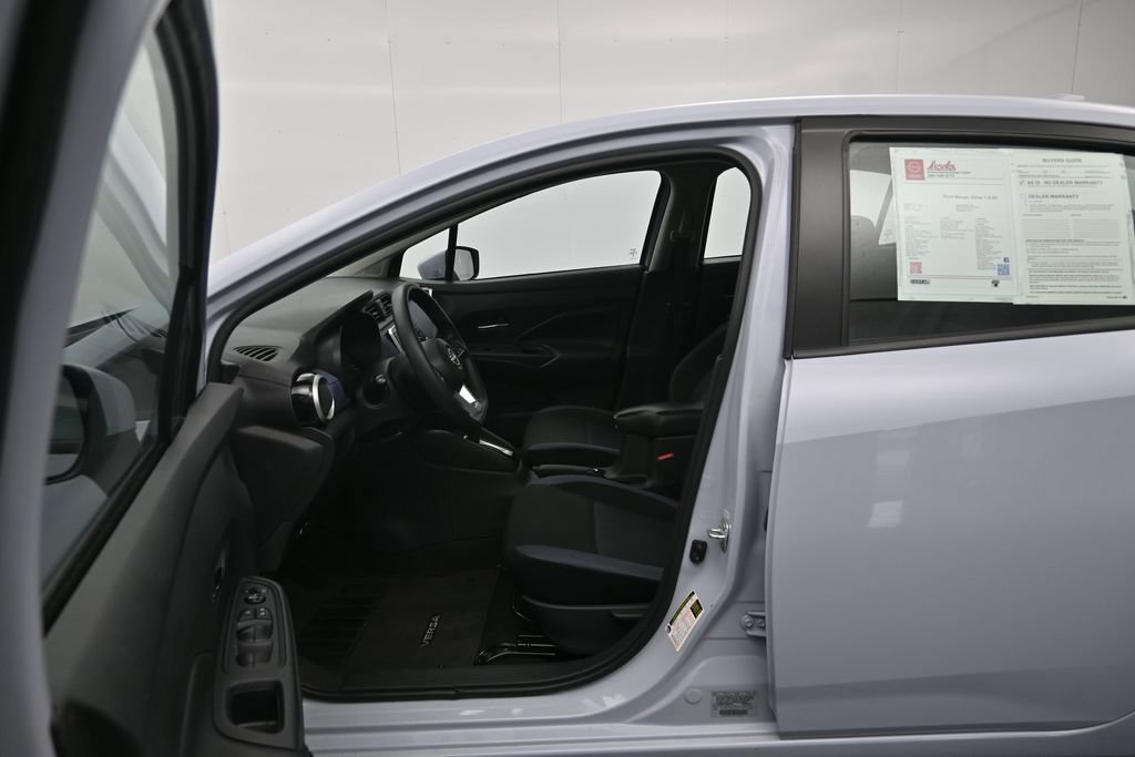 Used 2024 Nissan Versa SV FWD image 20