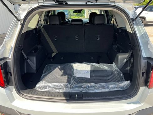 New 2026 Kia Sorento S w/ S Panoramic Sunroof Package FWD image 9