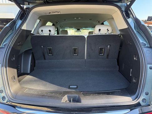 Used 2023 Buick Enclave Essence image 30