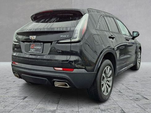 Used 2022 Cadillac XT4 Sport w/ Enhanced Visibility Package image 10