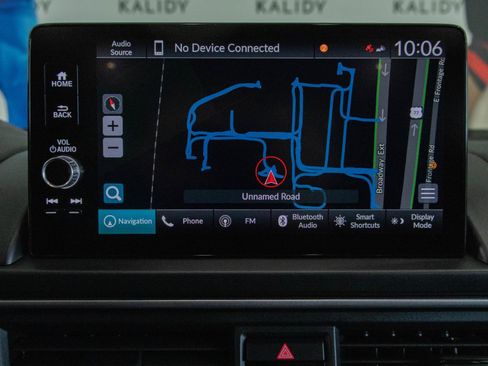 Used 2025 Honda Pilot Touring image 5