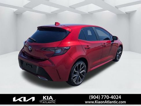 Used 2022 Toyota Corolla XSE image 3