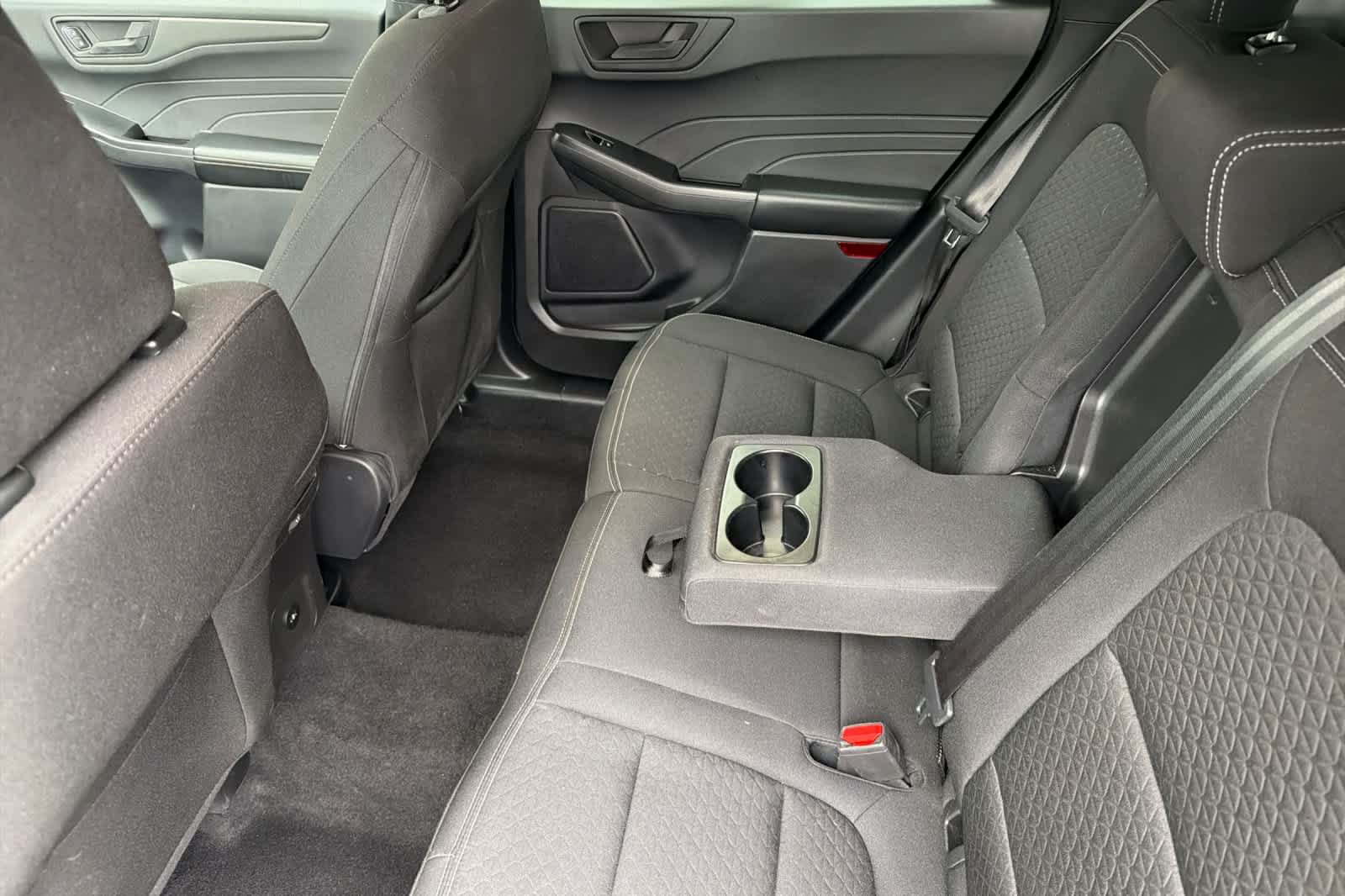 Used 2025 Ford Escape Active AWD/4WD image 4