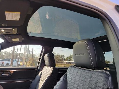 New 2025 GMC Sierra EV Denali image 26