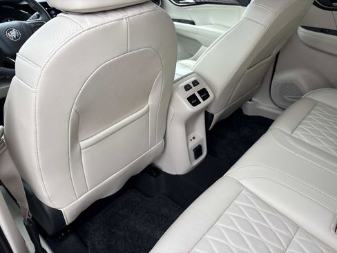 Certified 2023 Buick Envision Avenir image 30