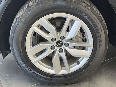Used 2023 Audi Q5 2.0T Premium w/ Convenience Package AWD/4WD image 11