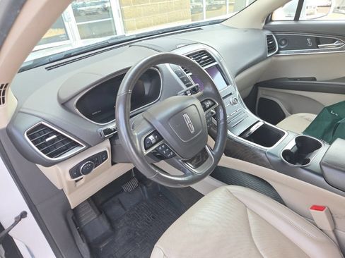 Used 2019 Lincoln Nautilus Reserve w/ Drivers Assistance Package AWD/4WD image 5