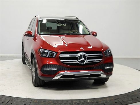 Used 2020 Mercedes-Benz GLE 350 4MATIC image 2