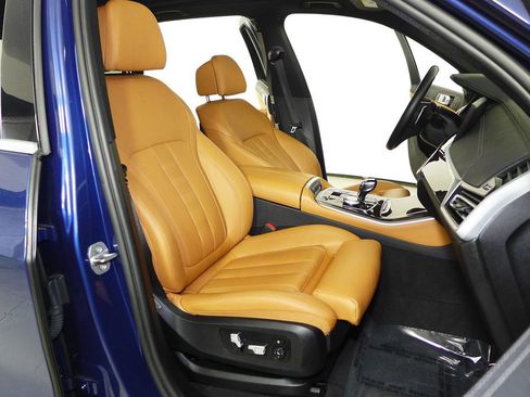 Certified 2022 BMW X5 xDrive45e w/ Executive Package image 19