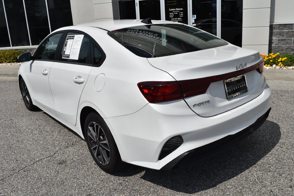 Used 2024 Kia Forte LXS FWD image 5