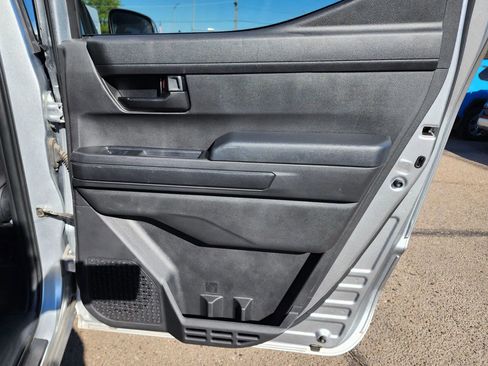 Used 2024 Toyota Tacoma SR5 AWD/4WD image 11
