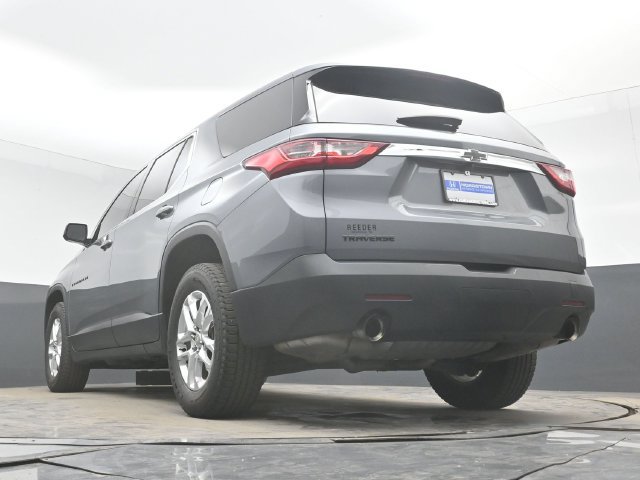 Used 2020 Chevrolet Traverse LS w/ LPO, Blackout Package FWD image 30