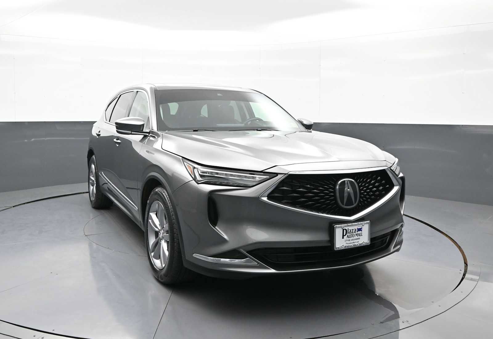 Used 2024 Acura MDX SH-AWD image 3