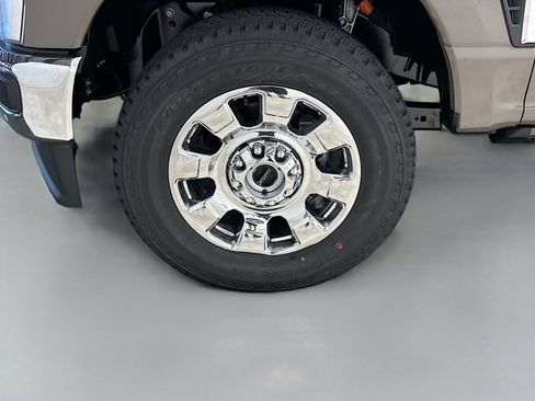 New 2026 Ford F350 King Ranch w/ Chrome Package AWD/4WD image 31