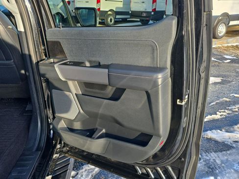 Used 2021 Ford F150 Lariat w/ Equipment Group 501A Mid image 28