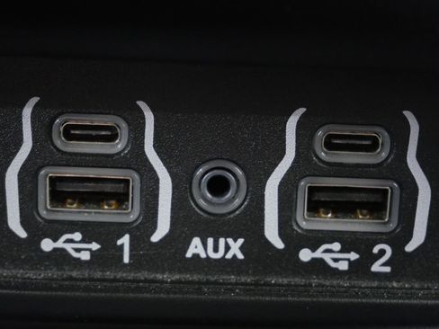 Used 2023 Chrysler Pacifica Touring-L w/ S Appearance Package FWD image 21