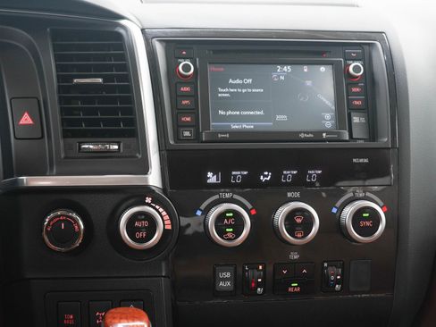 Used 2019 Toyota Sequoia Platinum AWD/4WD image 24