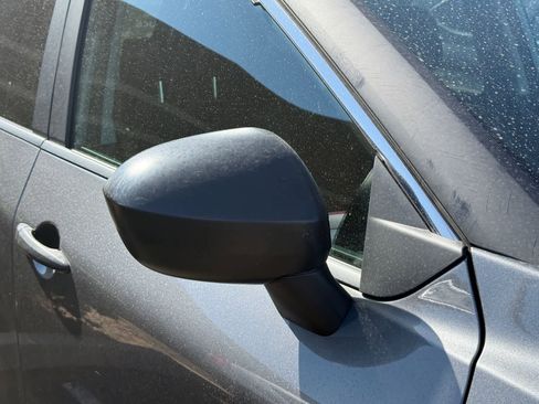 Used 2024 Nissan Rogue S image 6