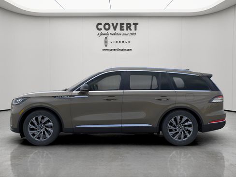 New 2026 Lincoln Aviator 2WD image 3